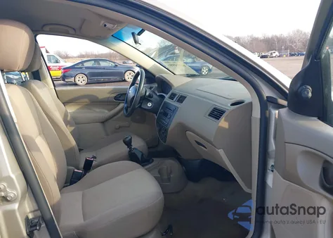 2007 Ford Focus S/Se/Ses из США, поврежденный, VIN 1FAFP34N07W166125